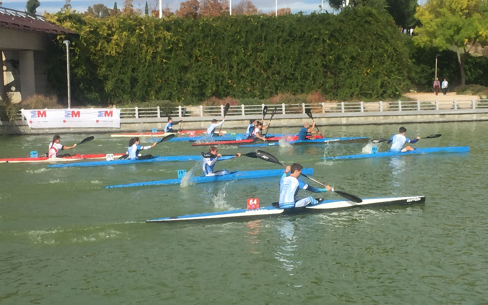 Competición K1 en parque Juan Carlos I